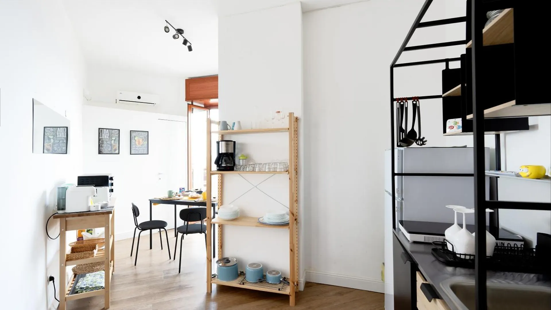 Quintessenza Marina Holiday Home Катания