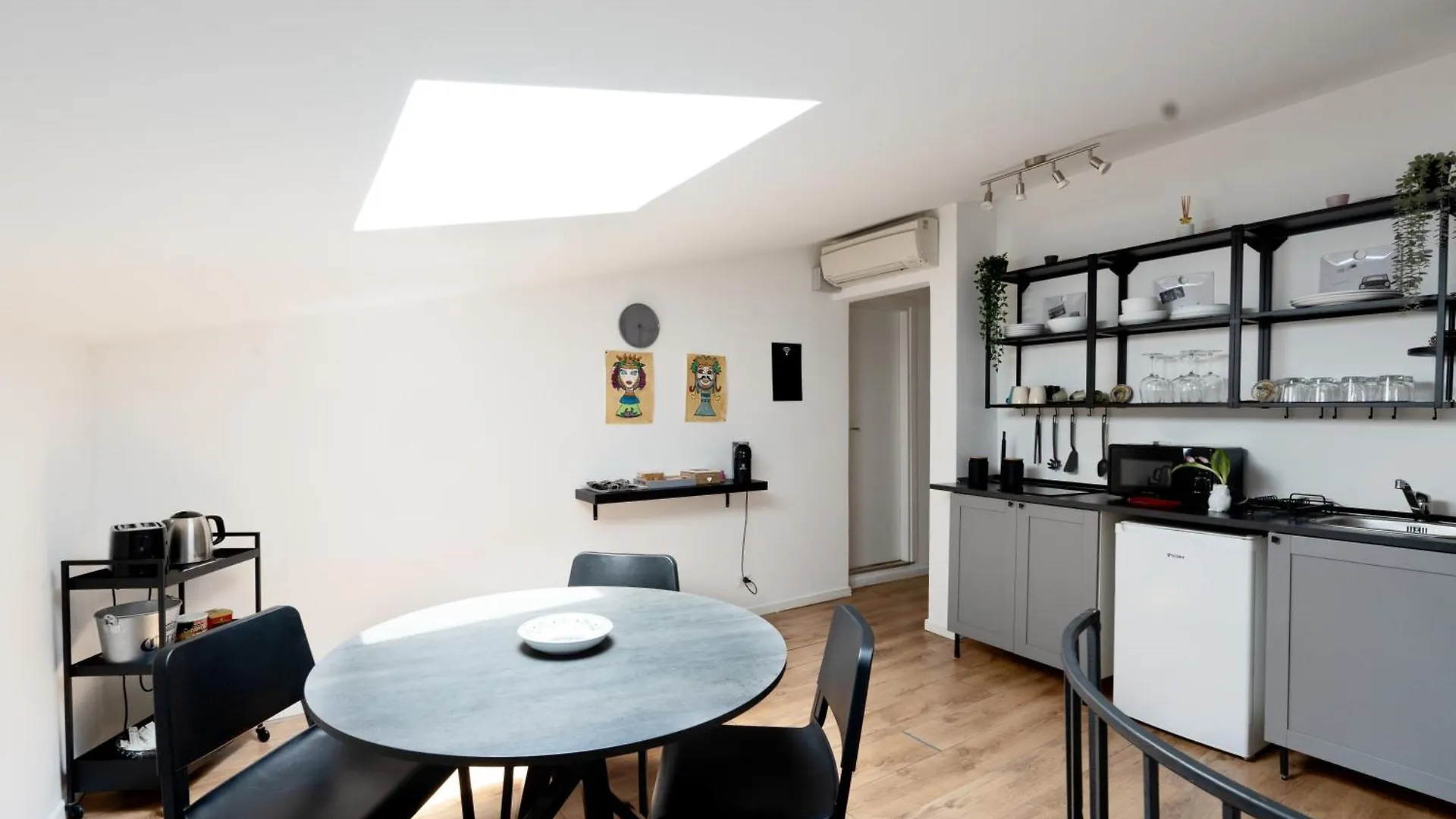 Quintessenza Marina Holiday Home Катания